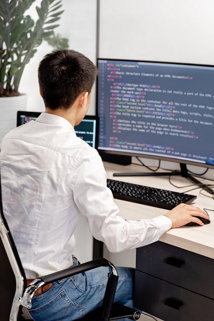 テスト駆動開発のサイクルを示すノートとコード